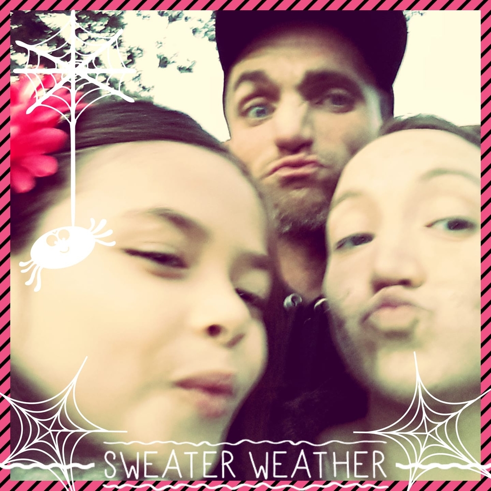 Meet your Posher, Khara